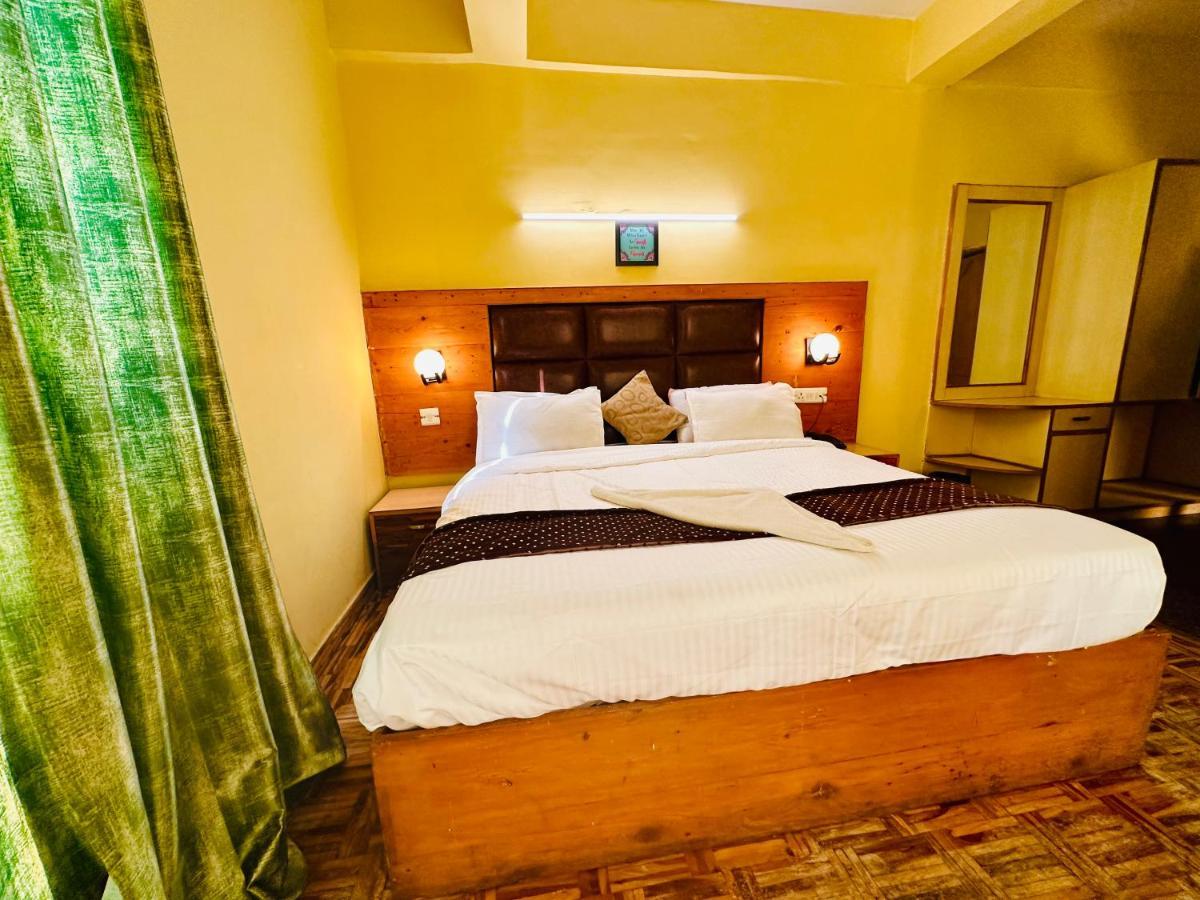 Hotel Grand Kalinga - Near Volvo Bus Stand Manali Екстериор снимка