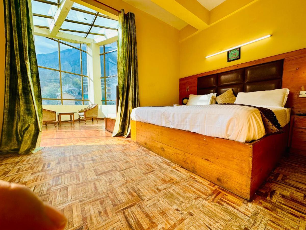 Hotel Grand Kalinga - Near Volvo Bus Stand Manali Екстериор снимка