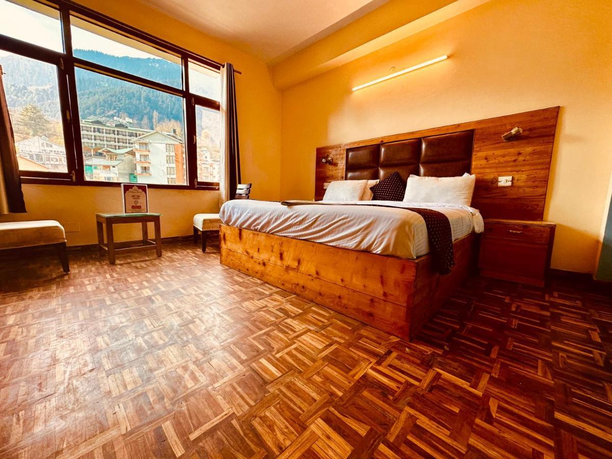 Hotel Grand Kalinga - Near Volvo Bus Stand Manali Екстериор снимка
