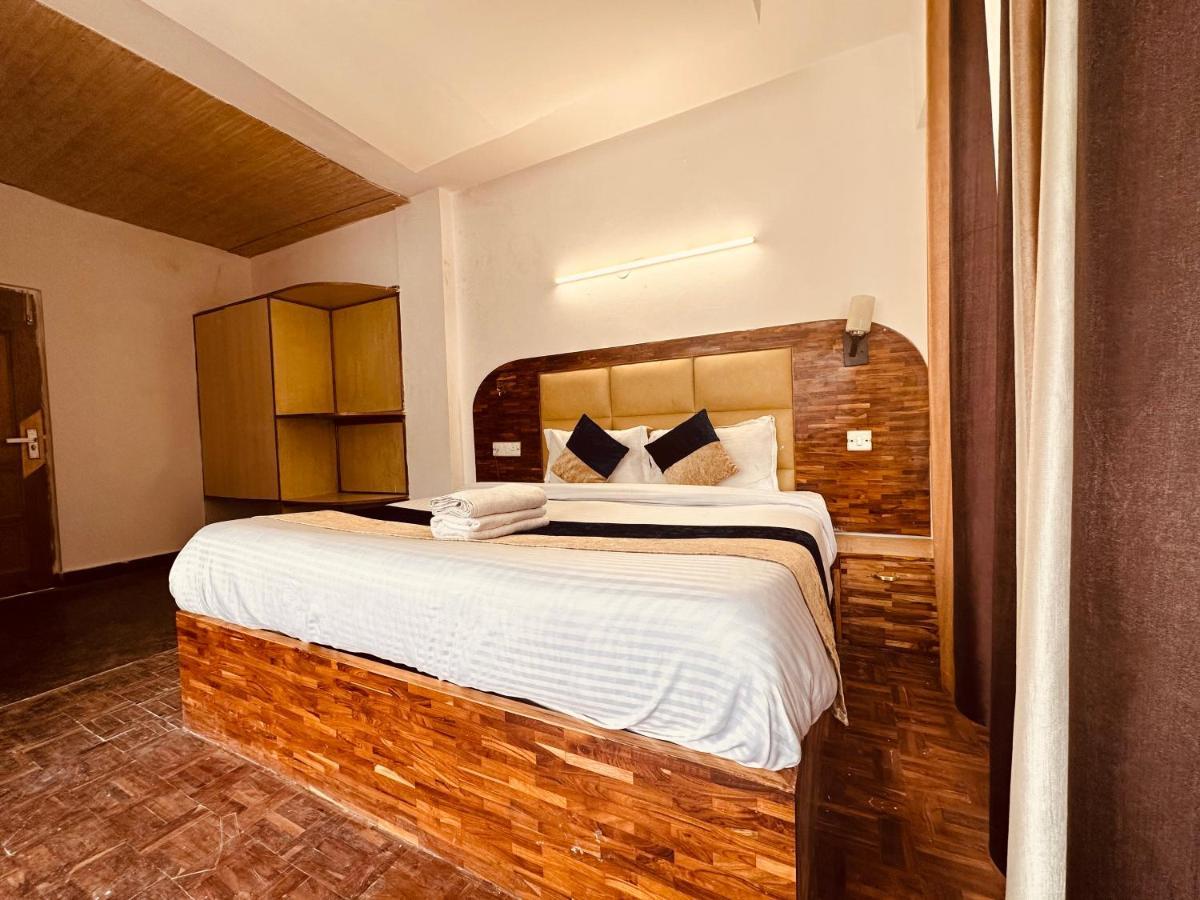 Hotel Grand Kalinga - Near Volvo Bus Stand Manali Екстериор снимка