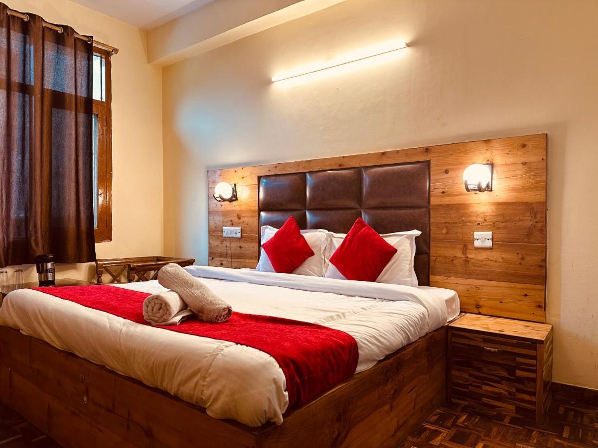 Hotel Grand Kalinga - Near Volvo Bus Stand Manali Екстериор снимка
