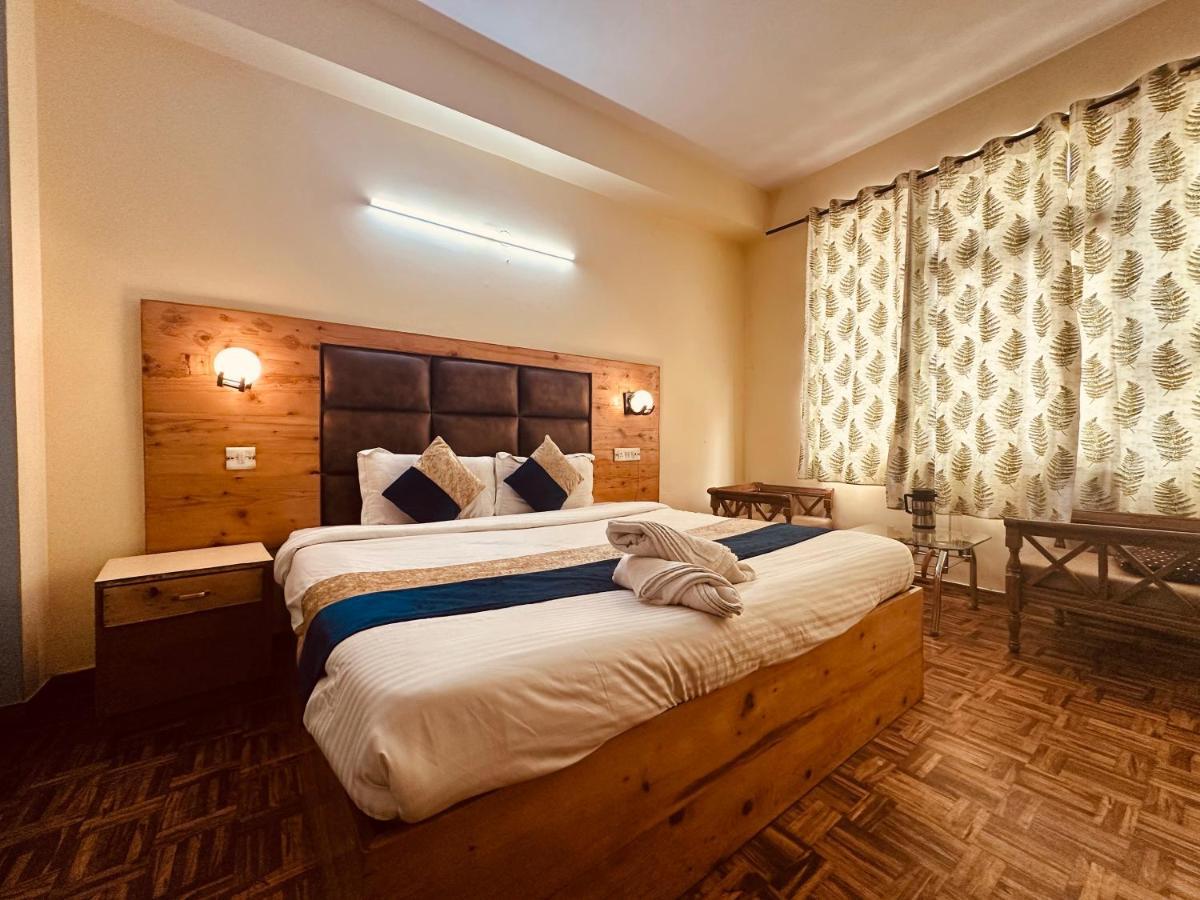 Hotel Grand Kalinga - Near Volvo Bus Stand Manali Екстериор снимка