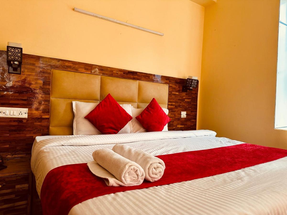 Hotel Grand Kalinga - Near Volvo Bus Stand Manali Екстериор снимка