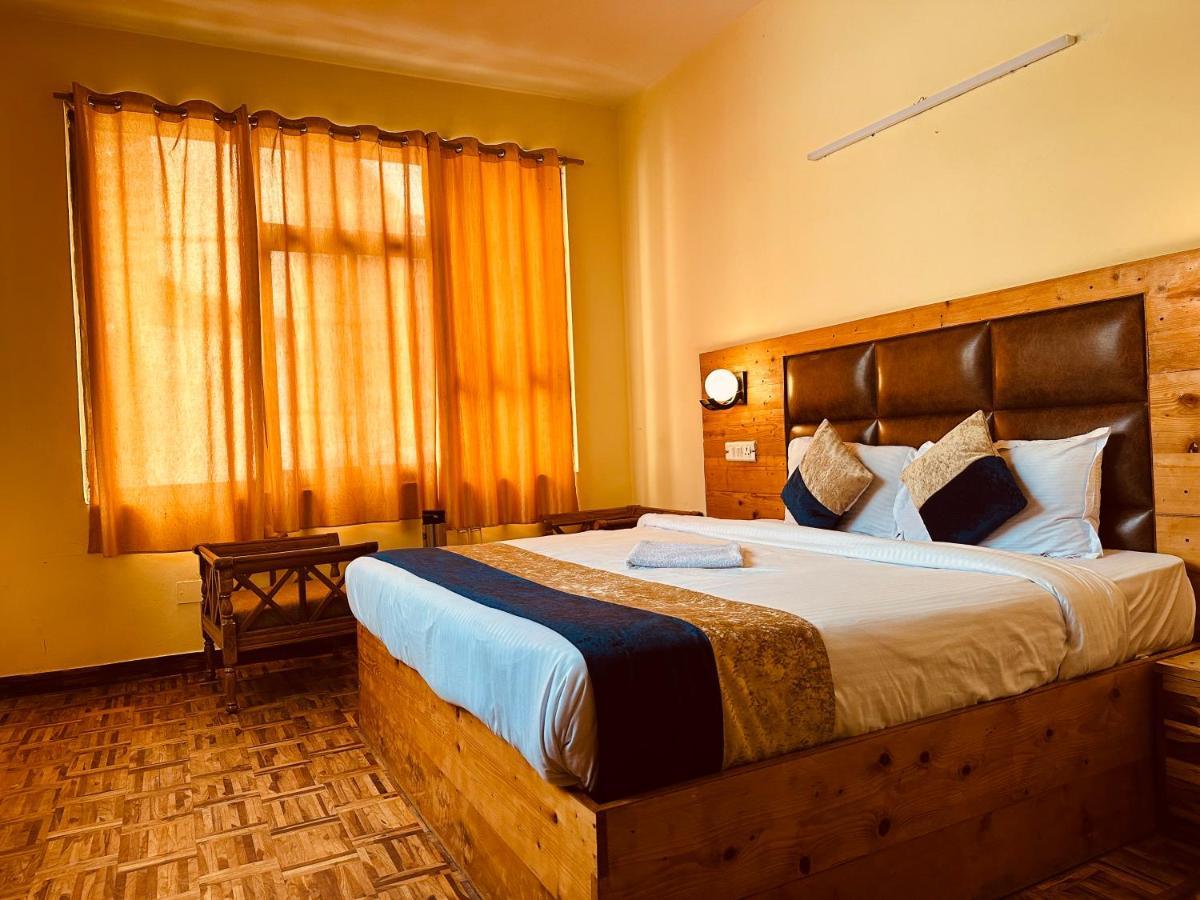 Hotel Grand Kalinga - Near Volvo Bus Stand Manali Екстериор снимка